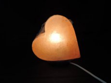 ZS14 Zoutsteen lamp hart