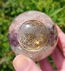ORG51 Orgonite Gouden Driehoek bol